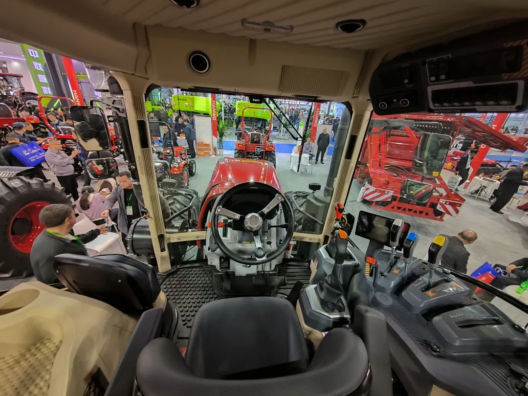 Hanwo Power Shift Tractor and Corn Machines showing at the Spring National Fair